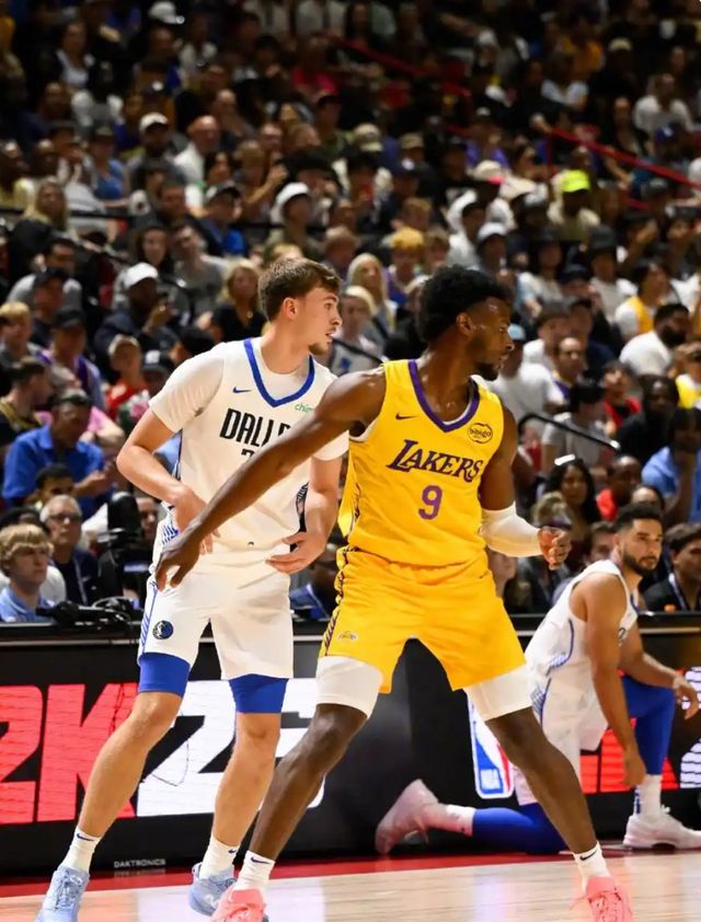 开云新版-大比分获胜引发热议！，Ning在独行侠比赛中出色防守全场沸腾不已的简单介绍