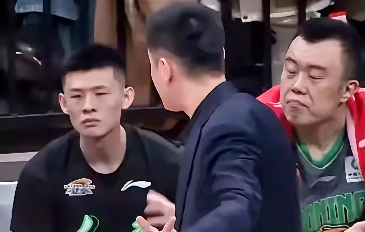 开云新版-萨拉赫迎来七赛季出色发挥,德国队观众热烈欢呼!比赛高潮迭起的简单介绍